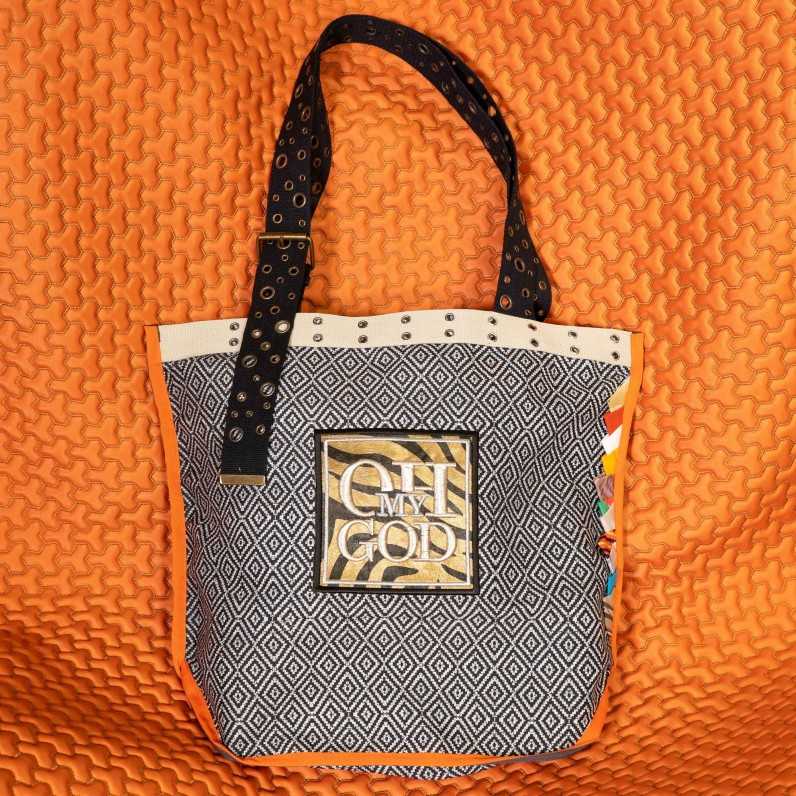 CLAUDIA TOTE Unique Piece Handikraft...