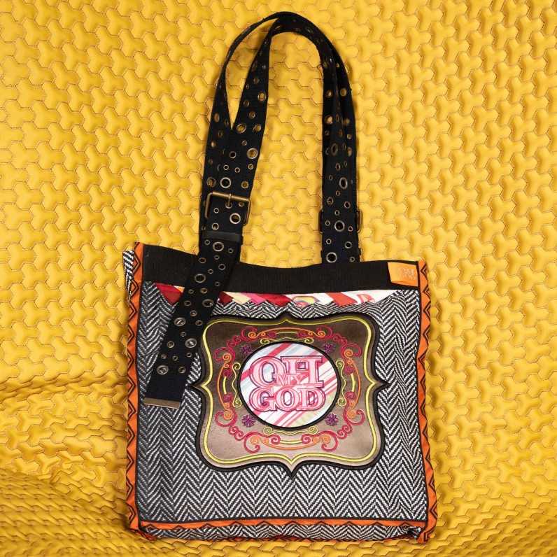 CARLA TOTE Unique Piece Handikraft -...