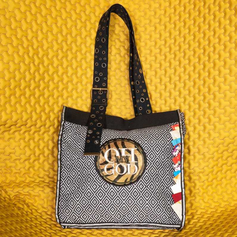 CARLA TOTE Unique Piece Handikraft -...