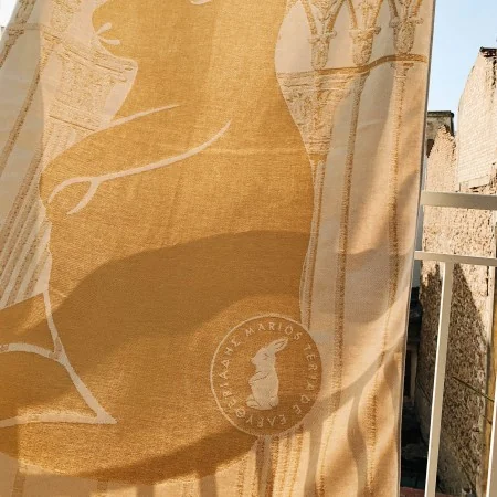 "Gold Rabbit" towel 2