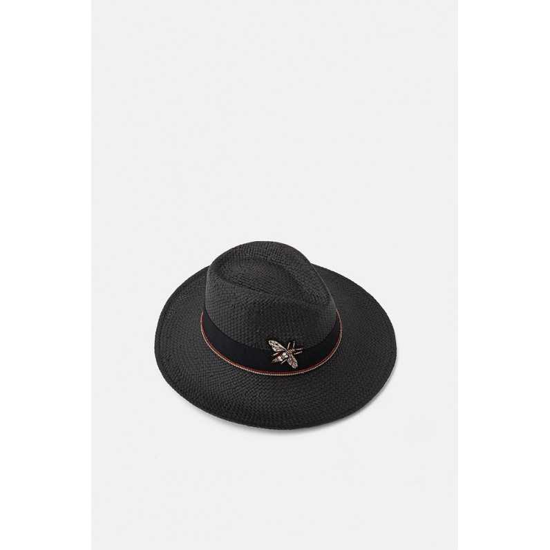 The Fly~Black