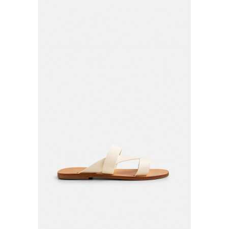 Akti~ Off White 2